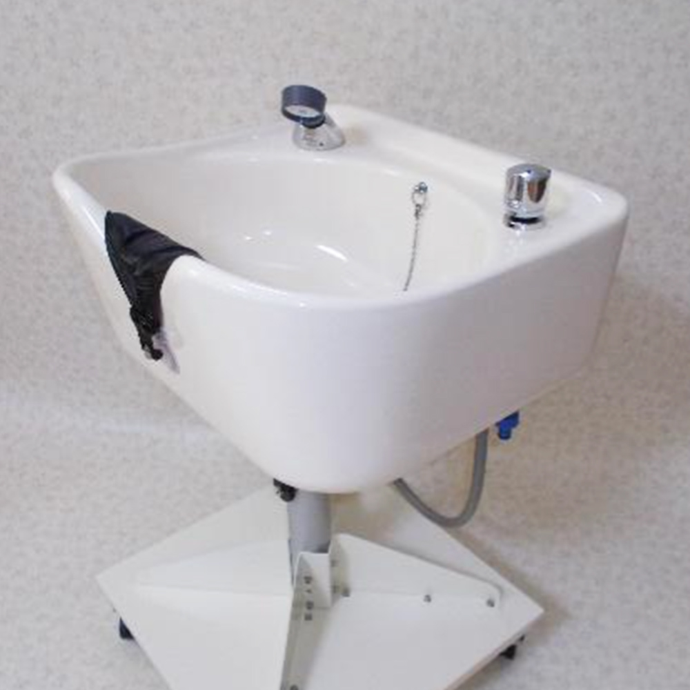 携帯で移動できるシャンプーチェアー 理美容椅子　シャンプーブース設定　訪問理美容　施設訪問 　吉祥寺　三鷹　ビーフェル